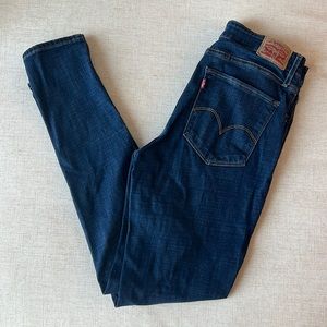 Women’s Levi’s Dark Wash Skinny Jeans